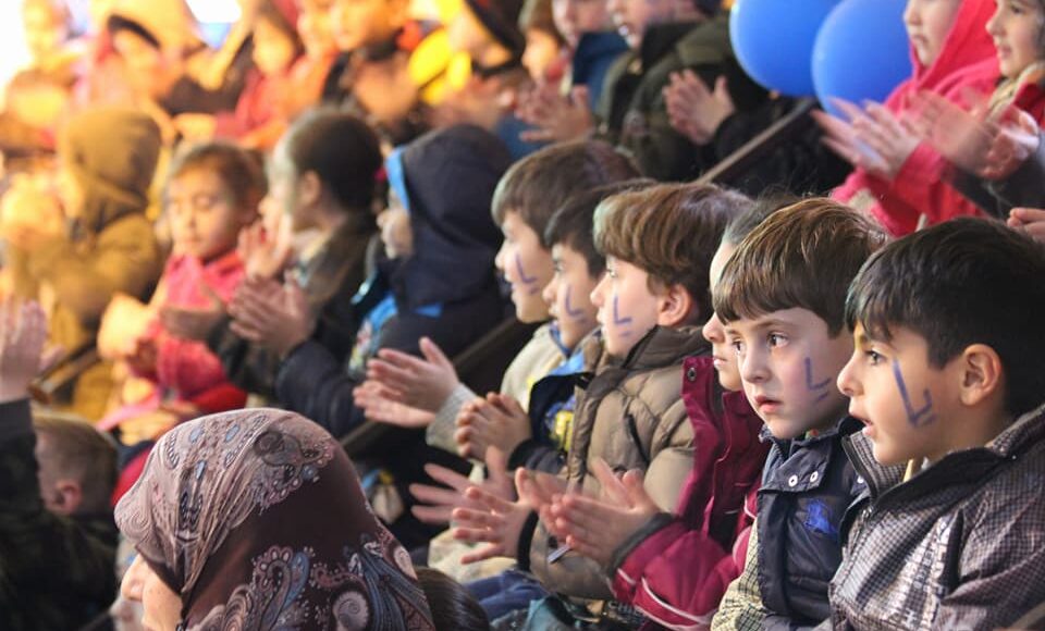 26904113_582387592110232_1528365002932423191_n