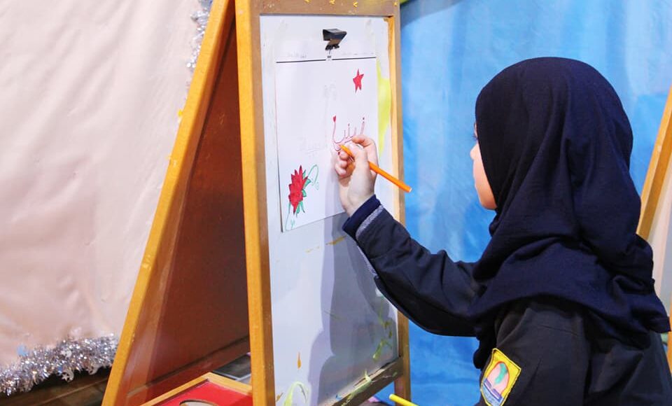 26904129_583933975288927_4795826914461369766_n